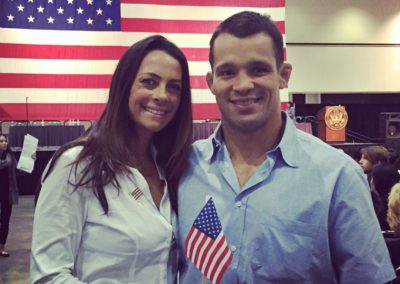 Fabio Leopoldo, cidadão americano com sua esposa Dini